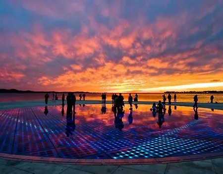 Luxury Studio * Zara